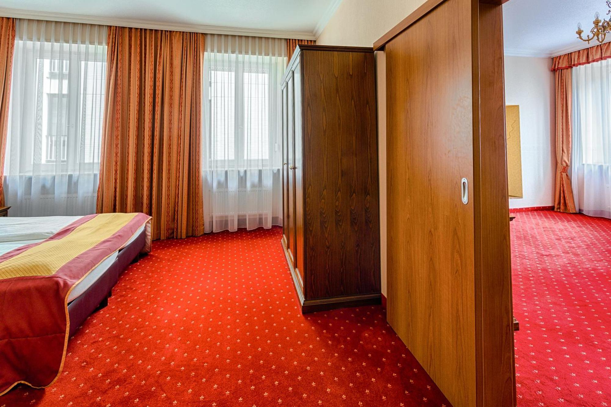 Roemerhof Hotel 3*