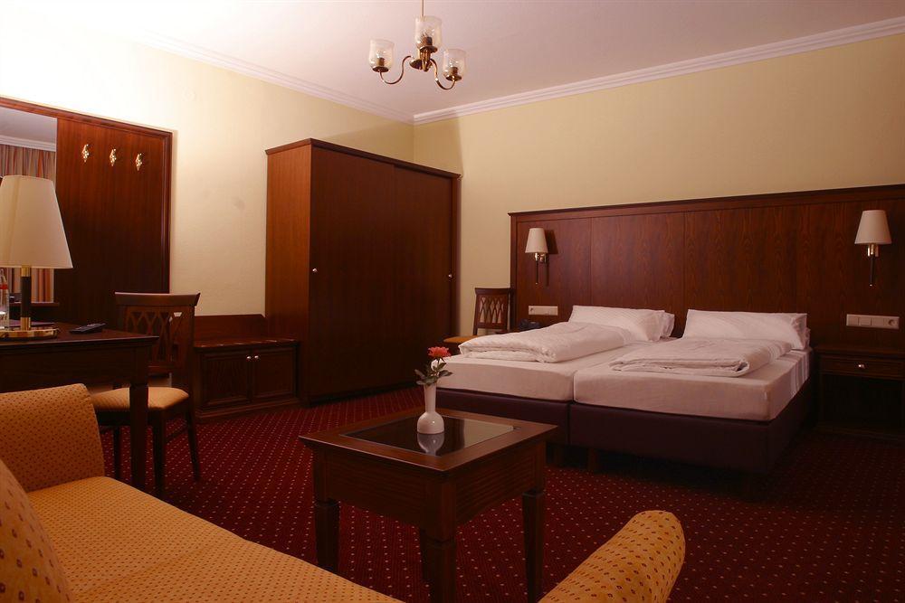 Roemerhof Hotel 3*